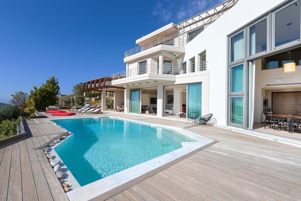 Luxury Athens Villa | Villa AquaLuxe | 4  Bedrooms | Private Pool with Panoramic Sea Views |  Anavyssos