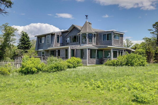 Truro Vacation Rental | 4BR | 3.5BA | 2 Steps Required | 3,131 Sq Ft