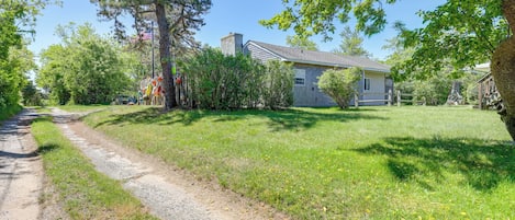 Truro Vacation Rental | 2BR | 1BA | Step-Free Access | 700 Sq Ft