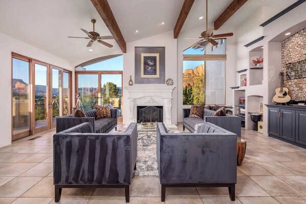 Upstairs living room 