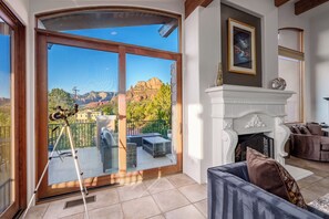 Access to the deck