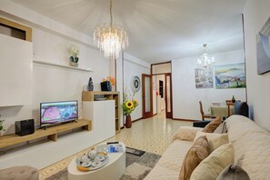 Living and dining room