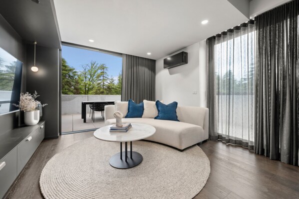 Living Area/Balcony