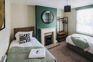 Bedroom 2 (1)