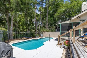 Private Pool
