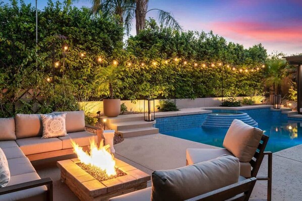 Outdoor fire-pit
