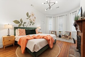 Bedroom 1 w/ King Bed