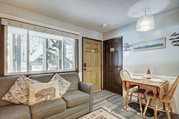Living / Dining Room