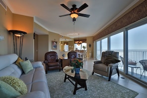2 Ocaens West 1403-4