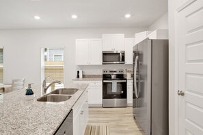 Brand new kitchen and appliances
