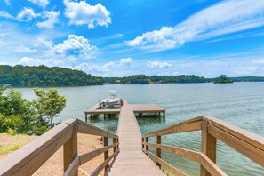 Private Boat Dock | Kayak Provided