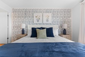 Ensuite Primary (King)