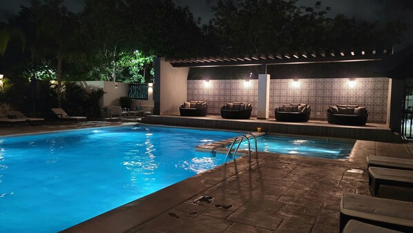 Pool