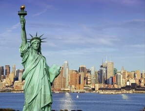13 minute ride to visit the Statue of Liberty 