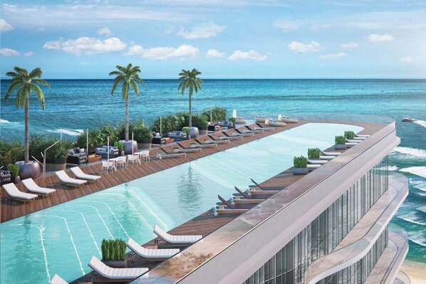 Roof top swimming pool