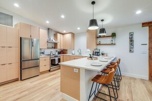 Kitchen | Cooking Basics | Drip Coffee Maker