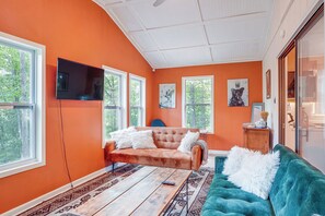 Living Room | 2 Twin Futons | Wood-Burning Stove