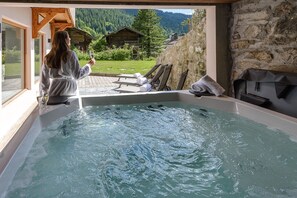 Charming chalet for rent in La clusaz in summer and winter 
