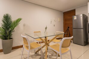 Living Comedor Amplio y Cómodo