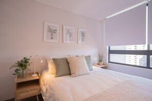 Dormitorio espacioso y relajante