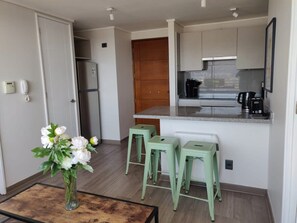 Amplia cocina/comedor
