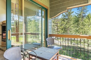 Private deck