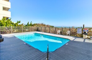 Salty  Hammocks Community Pool
