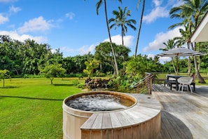 Hot tub