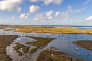 Garden Cottage, Brancaster: A beautiful, coastal village location