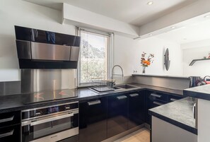 well equiped kitchen 