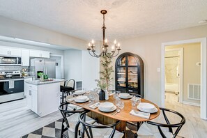 Dining Area & Kitchen | Open Floor Plan
