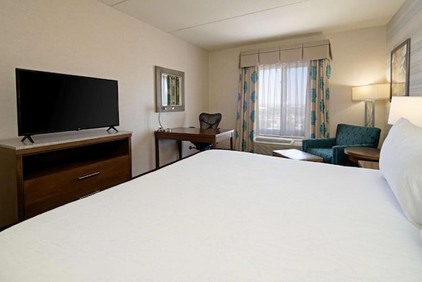 Unit with King size bed