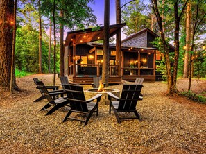 FIREPIT | Gather around the firepit under the stars and our string lights.