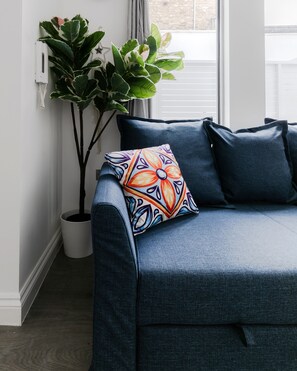 Living Room / Lounge