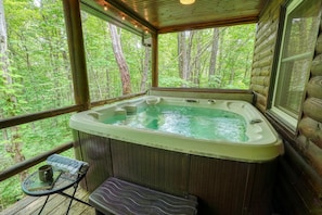 Bain à remous extérieur
