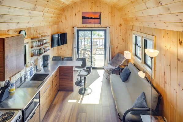 Warsaw Vacation Rental | 1BR | 1BA | 1,400 Sq Ft | 2 Steps to Enter