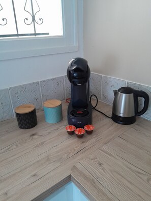 Kaffe och/eller kaffebryggare