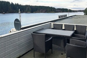 Blick aufs Wasser