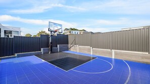 Sport court
