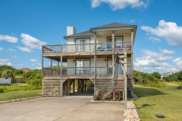 WH476: Second Wind | Front Exterior