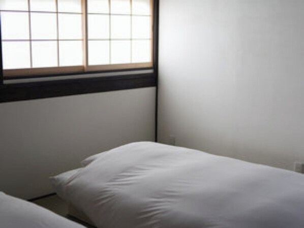 Have a good dream in the fluffy futon in your bedroom