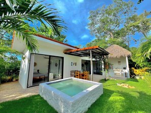 3 Villas in Lush Jungle near Beach -7 Bd, 7.5 Ba (1934)