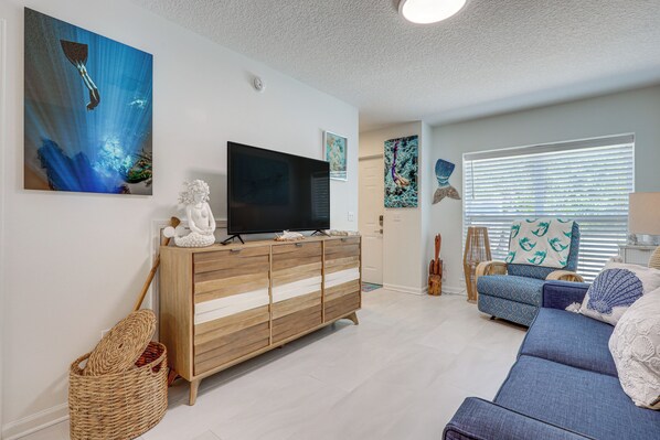 Fernandina Beach Vacation Rental | 2BR | 2.5BA | 1,226 Sq Ft | 2 Steps Required