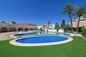 Communal swimming pool
