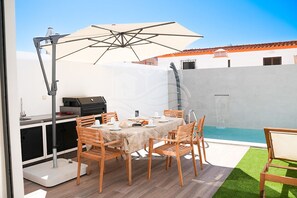 Garden dining area