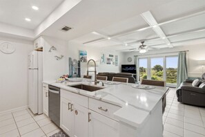 Beautifully Remodeled Kitchen