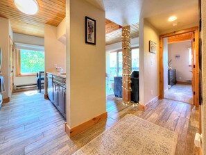 Crested Butte Vacation Rental, Wood Creek Lodge #304 - Crested Butte Vacation Rental, Wood Creek Lodge #304