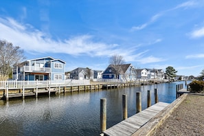 Dock