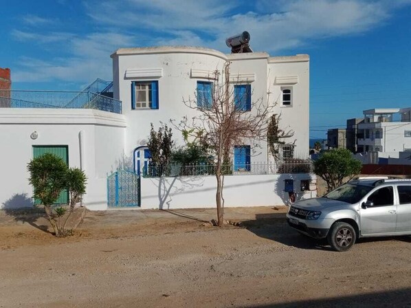 maison kelibia al haoruia
