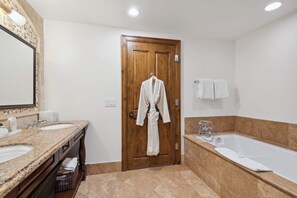 AspenMtnResidences-33A3-4319